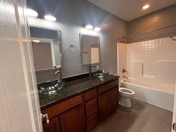 2nd image of 2661 W Lake Eloise Dr