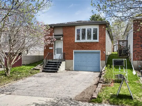 89 Ristau Cres, Kitchener, ON N2E 3A9