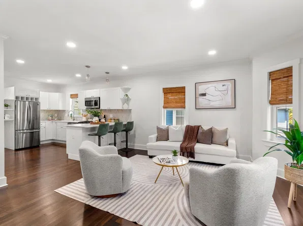 16 Phelps St #2, Salem, MA 01970