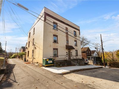 3 Camp Ave, Braddock, PA, 15104