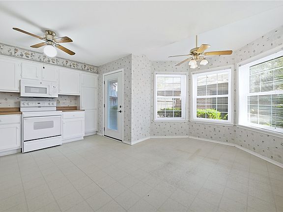 4th image of 2400 Longmire Dr APT 103