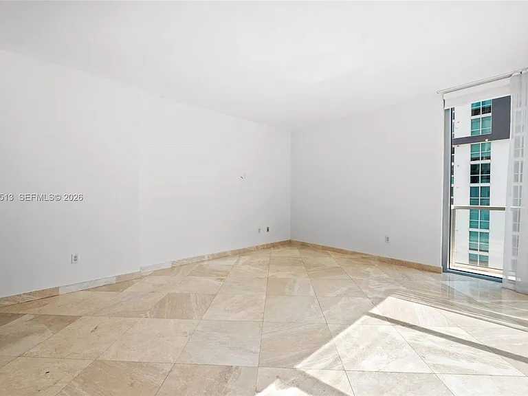 1050 Brickell Ave #3314 — Photo 18