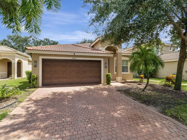 10947 Bitternut Hickory Ln, Boynton Beach, FL 33437