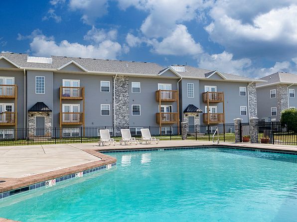 2350 S Ingram Mill Rd #D02