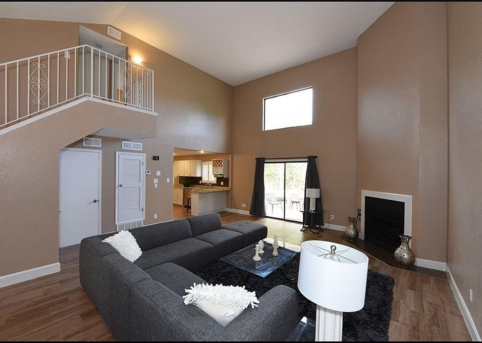 1st image of 6153 Los Robles Dr