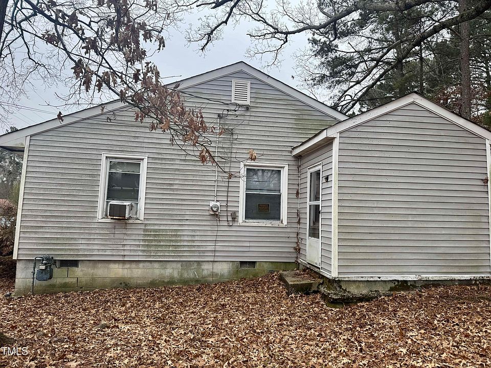 251 Booth Ave, Henderson, NC 27536 | Zillow