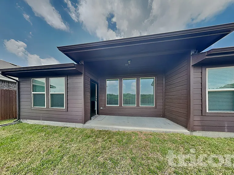 9125 Nevis Dr — Photo 13