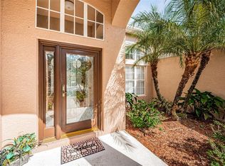 8911 N River Rd, Tampa, FL 33635