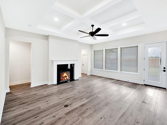 5th image of 1909 Angelus St