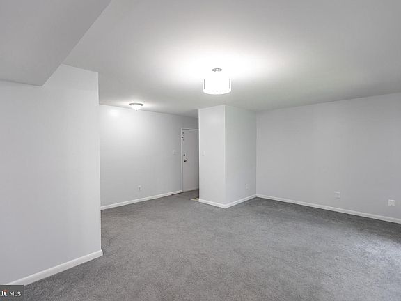 3rd image of 10618 Provincial Dr APT B