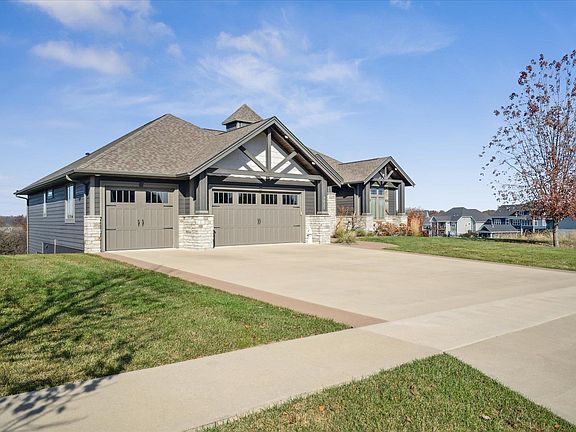 2nd image of 2037 Creek Wood Dr