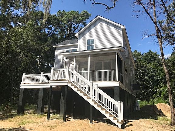 3rd image of 3381 Hickory Hill Dr