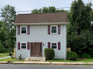 323 Bailey St, Woodstown, NJ 08098