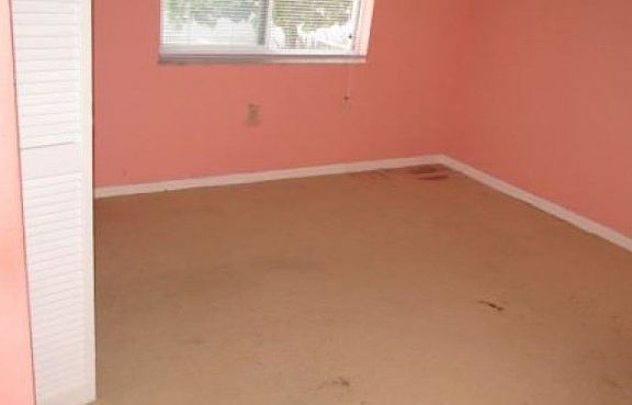 4th image of 3011 Sandpiper Bay Cir APT C105