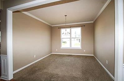 5th image of 7806 Eagles Nest Blvd