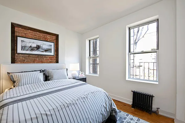 Rented by R New York | media 17