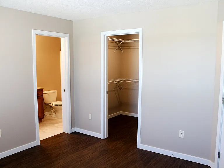 Talon Apartments — Photo 29