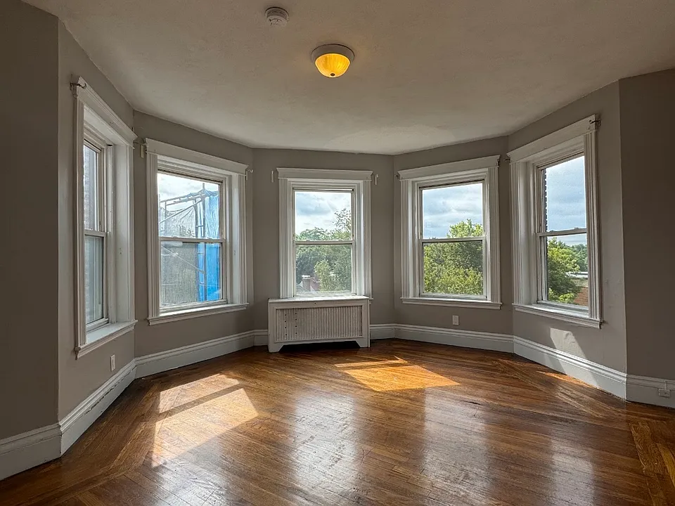 1024 Commonwealth Ave #502