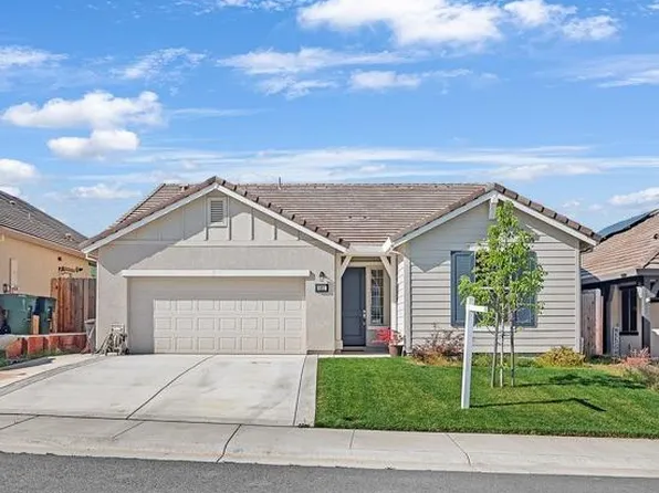 521 Lupine Dr, Ione, CA 95640