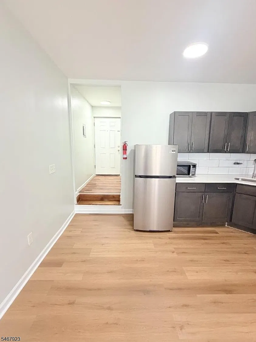 Studio, 1.0 bath, $1,500 — Photo 3