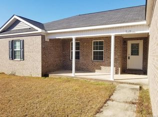 301 Jester St, Cowarts, AL 36321