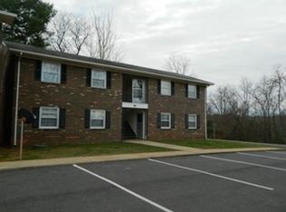 54 Lake Pl APT 2, Lynchburg, VA 24504