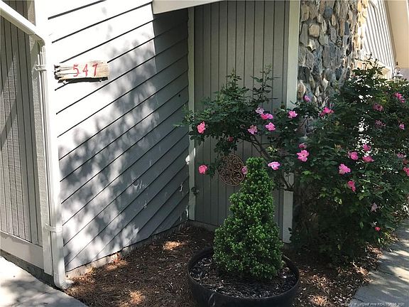 3rd image of 547 Crooked Creek Ct