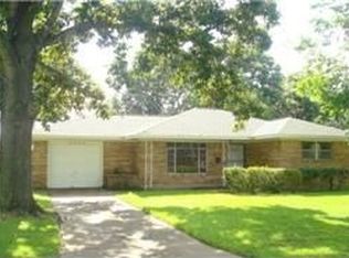 3050 Oak Forest Dr, Houston, TX 77018