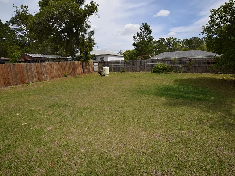 21 Olive Cir — Photo 6