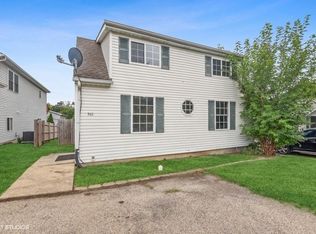 542 Hillcrest Ter, Round Lake Park, IL 60073