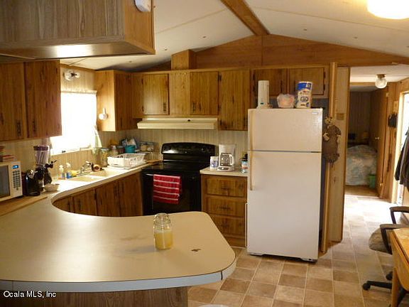 3rd image of 4811 NE 140th Ct