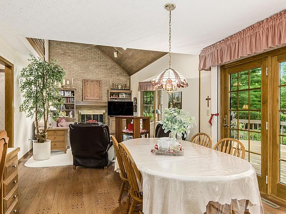 5th image of 5447 Winetavern Ln