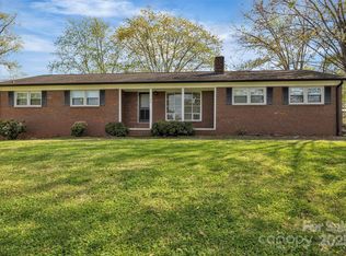 70 Liberty Church Rd, Taylorsville, NC 28681