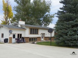 19 Horseshoe Ln, Spearfish, SD 57783