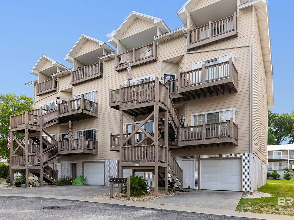 1st image of 4 Yacht Club Dr APT 200