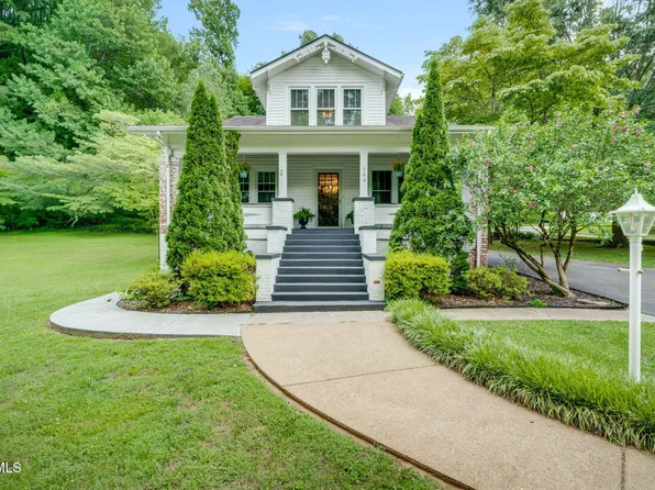 808 Holly Ave, Erwin, TN 37650