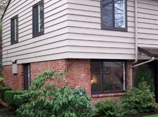 4640 41st Ave NE, Seattle, WA 98105