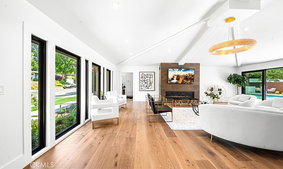 18823 La Amistad Pl, Tarzana, CA 91356 | Zillow
