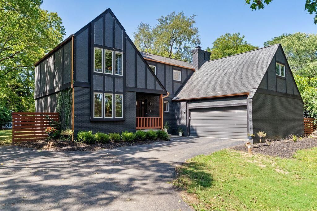 Real estate listing image