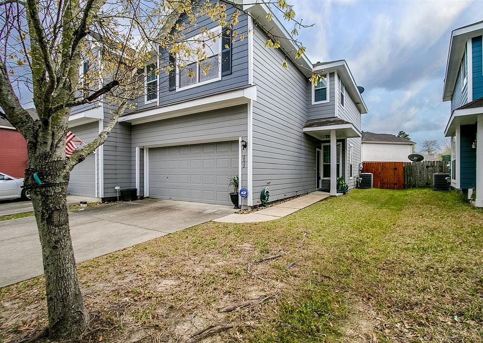1st image of 8822 Elm Drake Ln