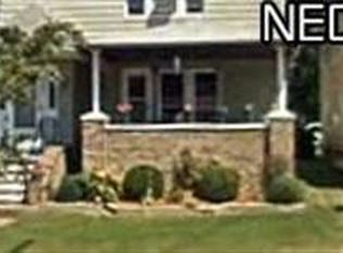 17721 Neff Rd, Cleveland, OH 44119