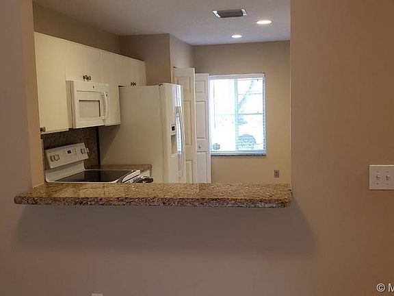 5th image of 2475 NW 98th Ln