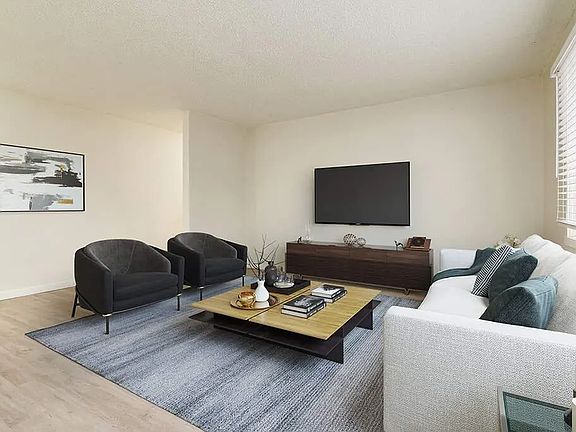 5th image of 4802 53rd St #1035774