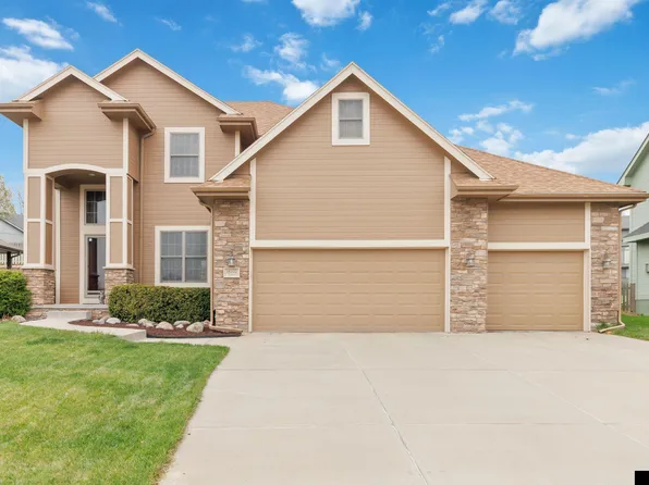 16102 Adams St, Omaha, NE 68135