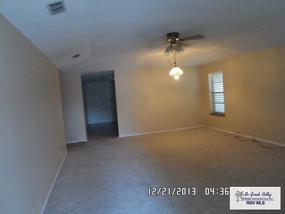 2nd image of 1810 Swan Ln