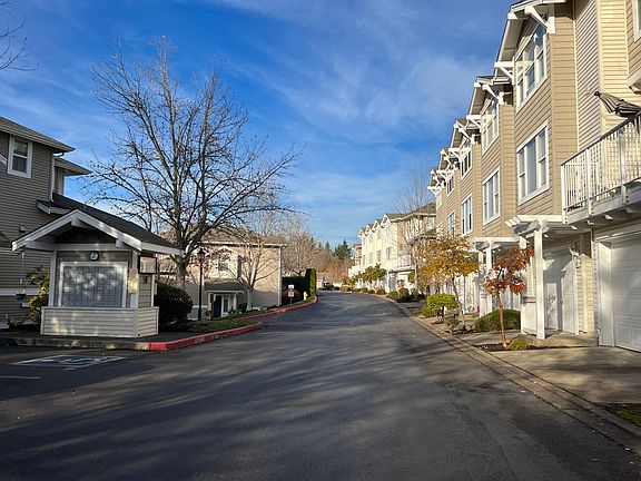2nd image of 2680 139th Ave SE #77