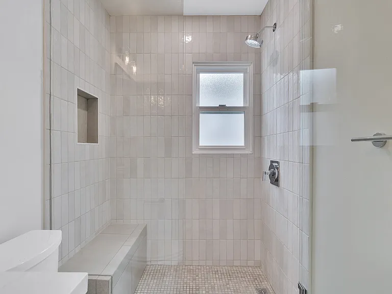 1022 Grant St #A — Photo 13