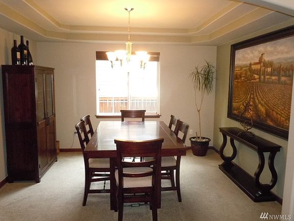 3rd image of 1510 Daffodil Ave NE