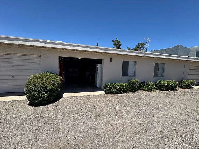 654 N Richey Blvd — Photo 13