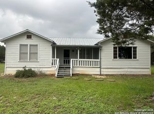 142 Windmill Estates Ln, Bandera, TX 78003